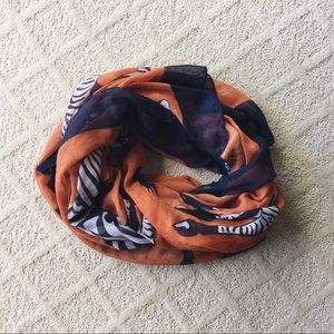 NWOT Zebra Scarf